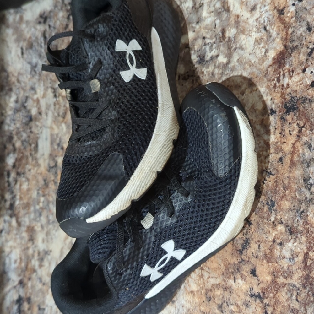 Under Armour sneakers size 3 youth